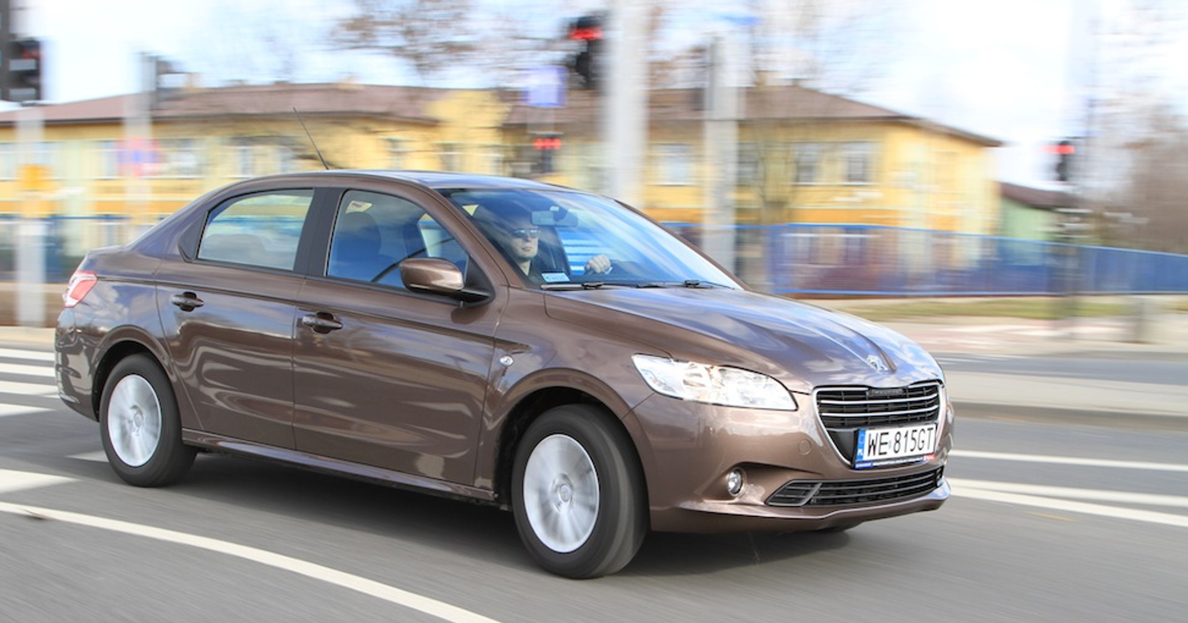 Peugeot 301 1.6 VTi LPG Test