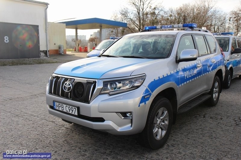 Nowe radiowozy dolnośląskiej policji
