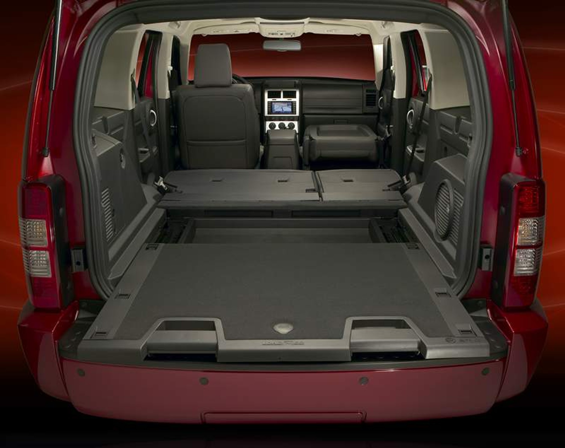 Dodge Nitro: ożywczy powiew w segmencie SUV