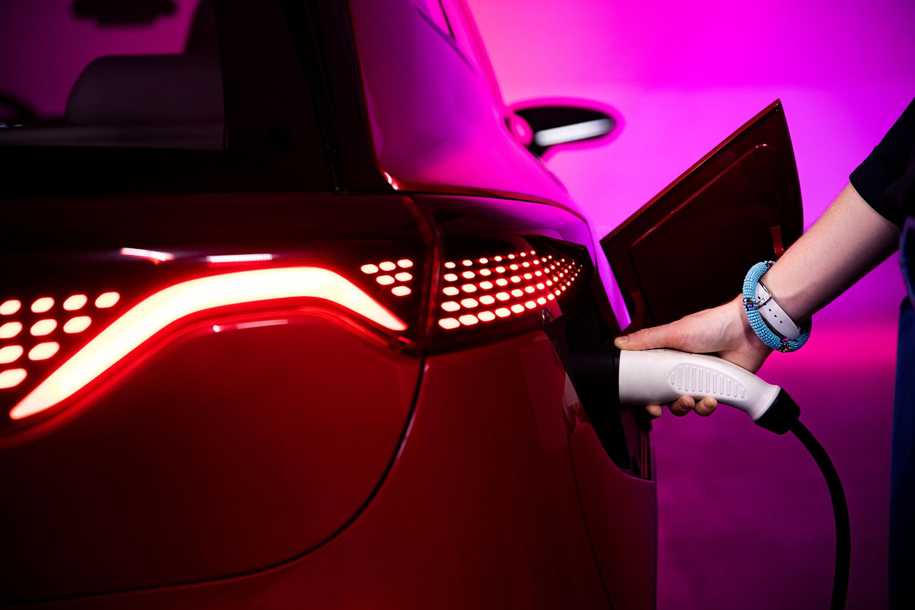 Izera – to nowa marka polskich aut elektrycznych. Tak mają wyglądać jej pierwsze modele