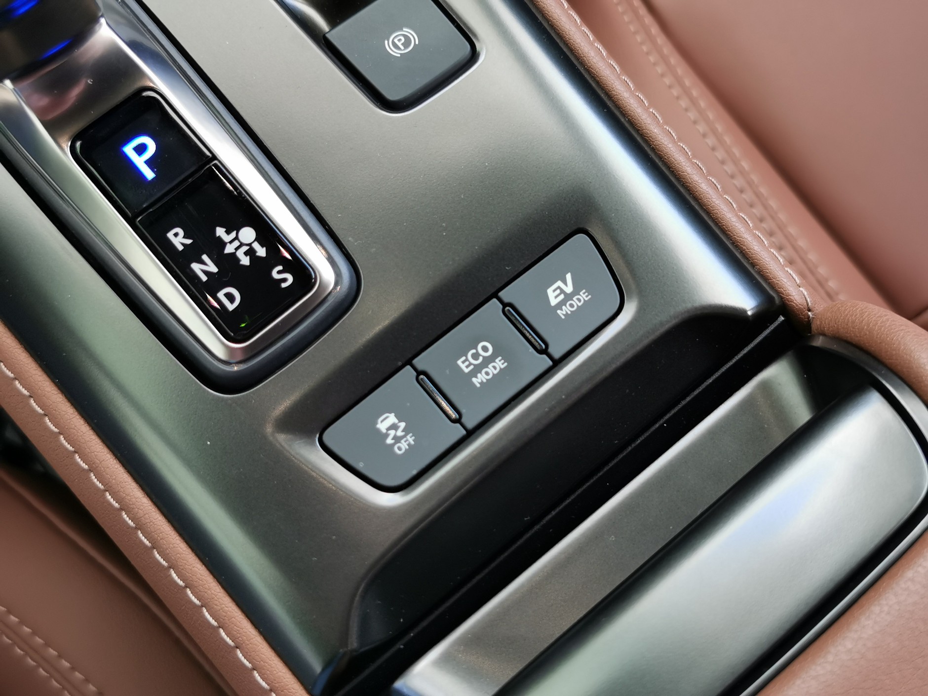 Lexus LBX 2023 – pierwsze jazdy