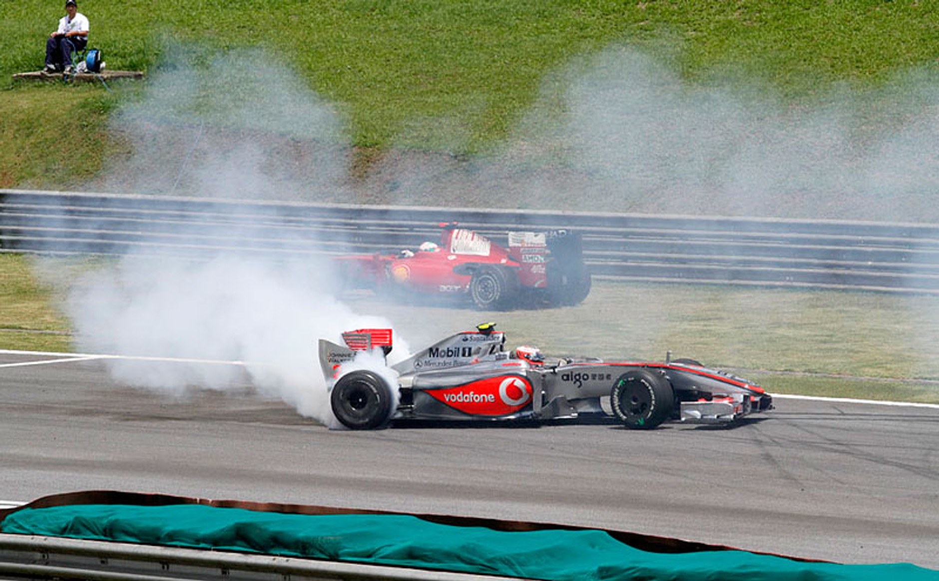 Grand Prix Brazylii 2009: Jenson Button mistrzem świata - fotogaleria Jiří Křenek