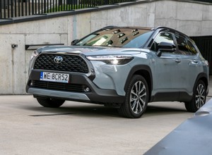 Dwa SUV-y Toyoty z promocyjnymi cenami. Sprawdzamy i Corollę Cross, i C-HR