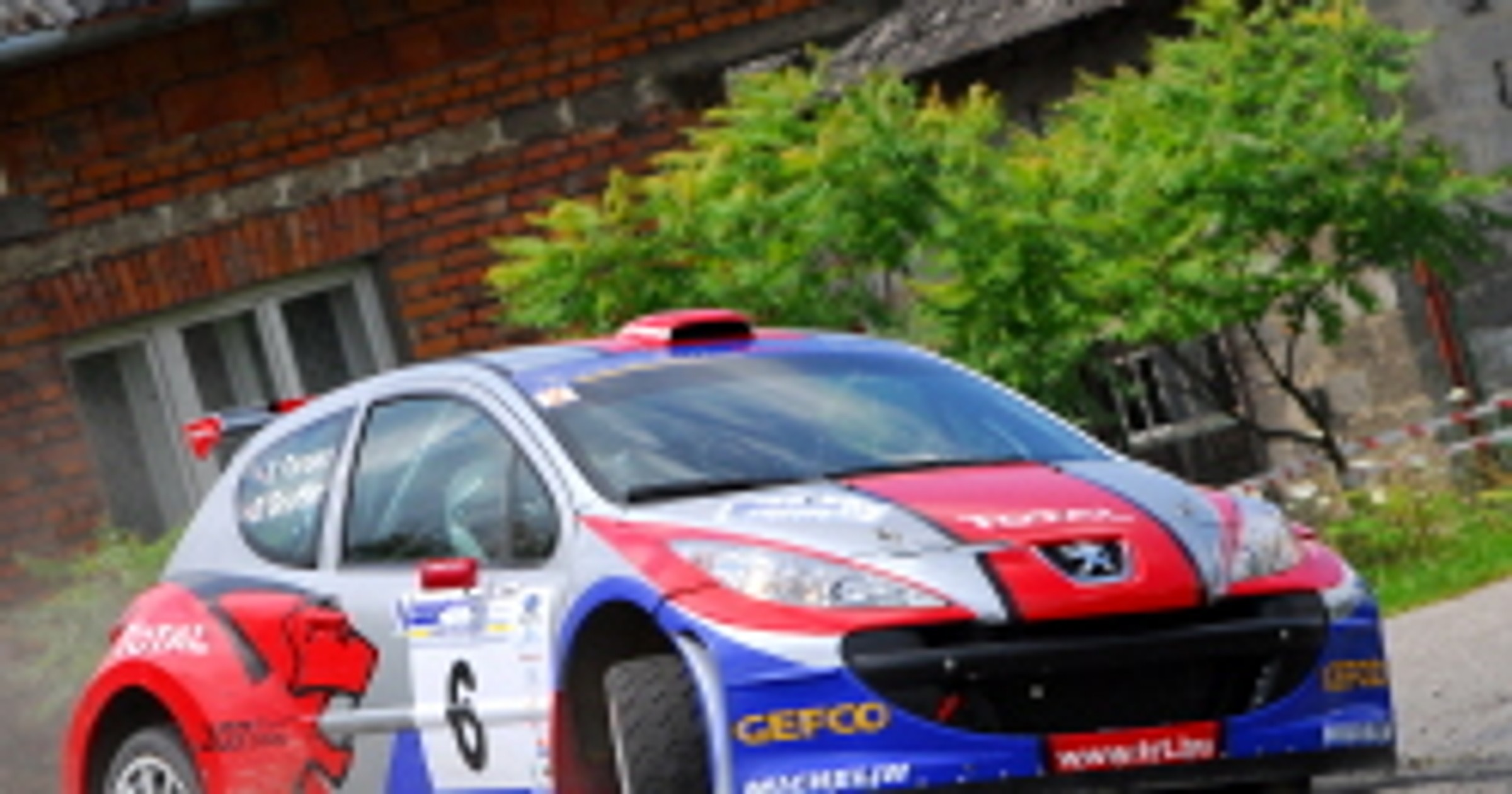 Peugeot: model 207 Super 2000 pojedzie po tytuł?