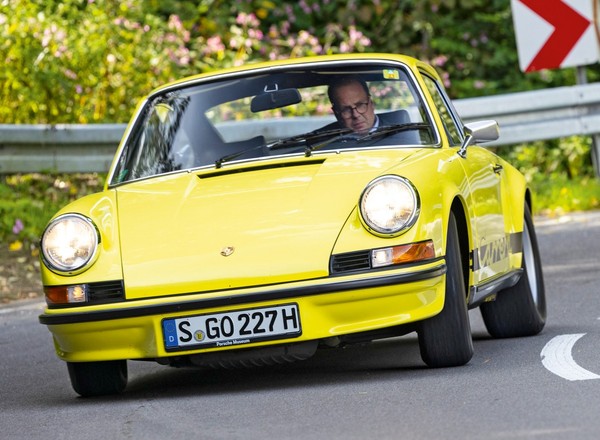 Porsche 911 RS 2.7 -RS, czyli Rennsport