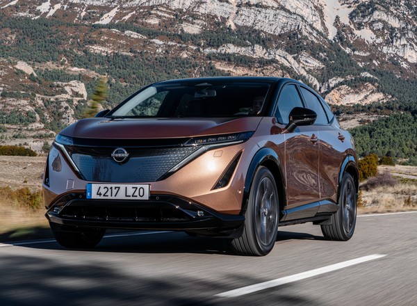 Nissan publikuje kompletny cennik modelu Ariya  — tanio nie jest