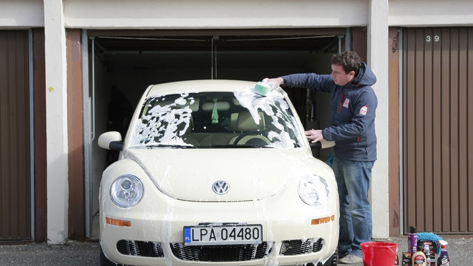 Jak dobrze umyć auto?