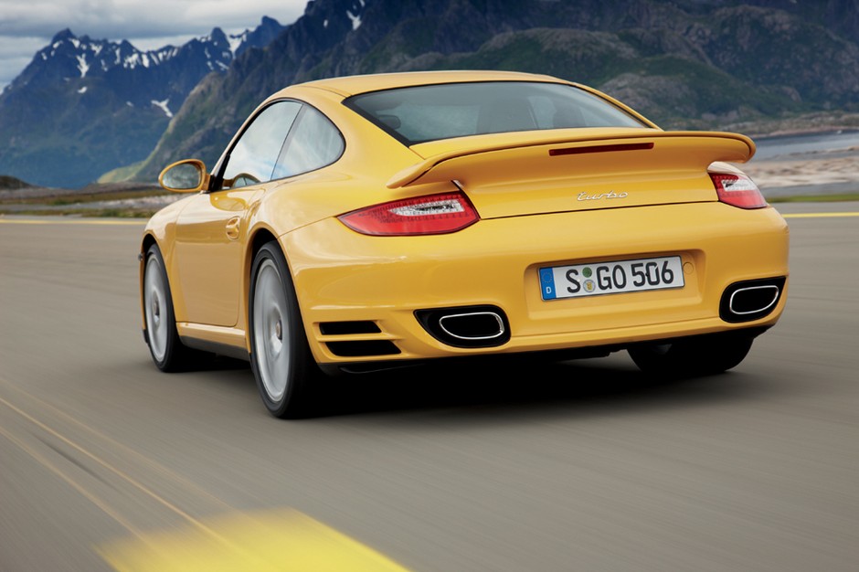 Porsche 911 Turbo Coupe - Inteligentna moc