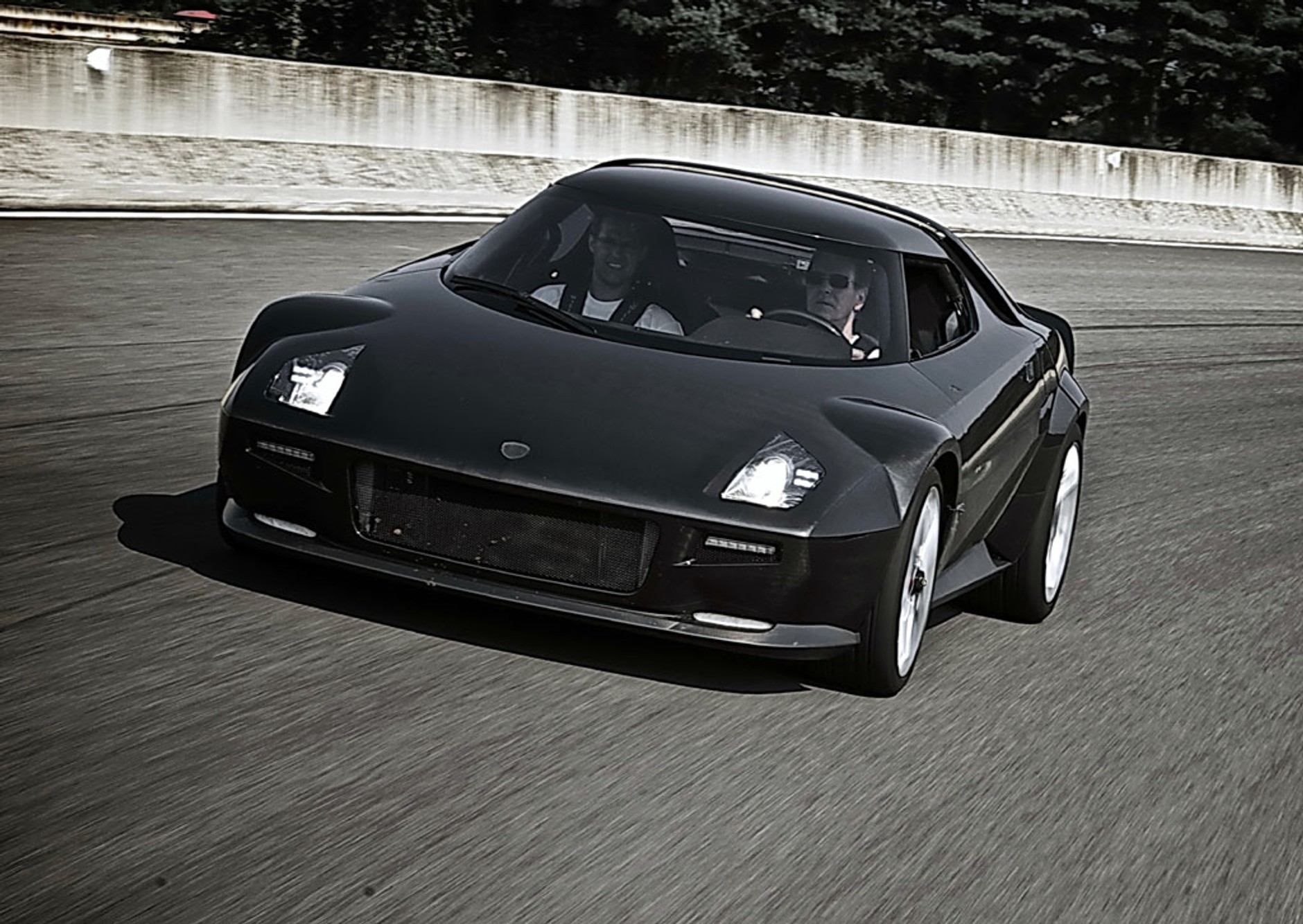 Legenda rajdów powraca - Lancia Stratos znowu na drogach