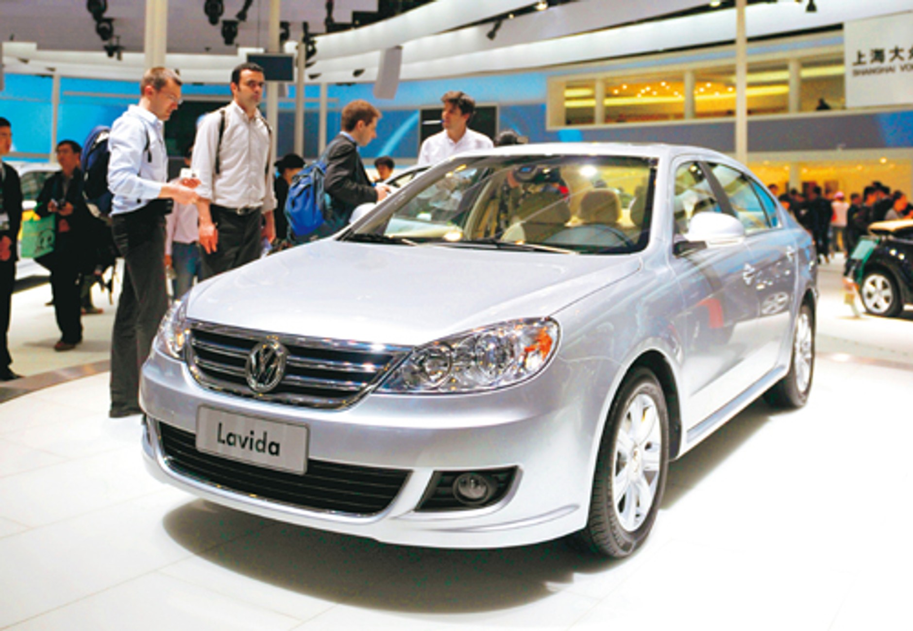 Auto Show Pekin - O tym marzą Chińczycy