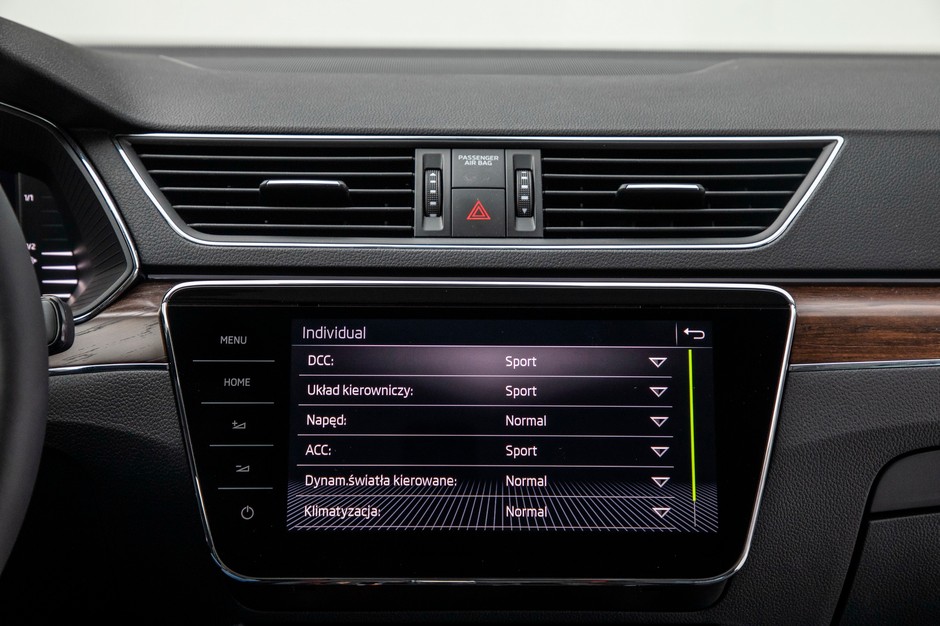 Skoda Superb Scout