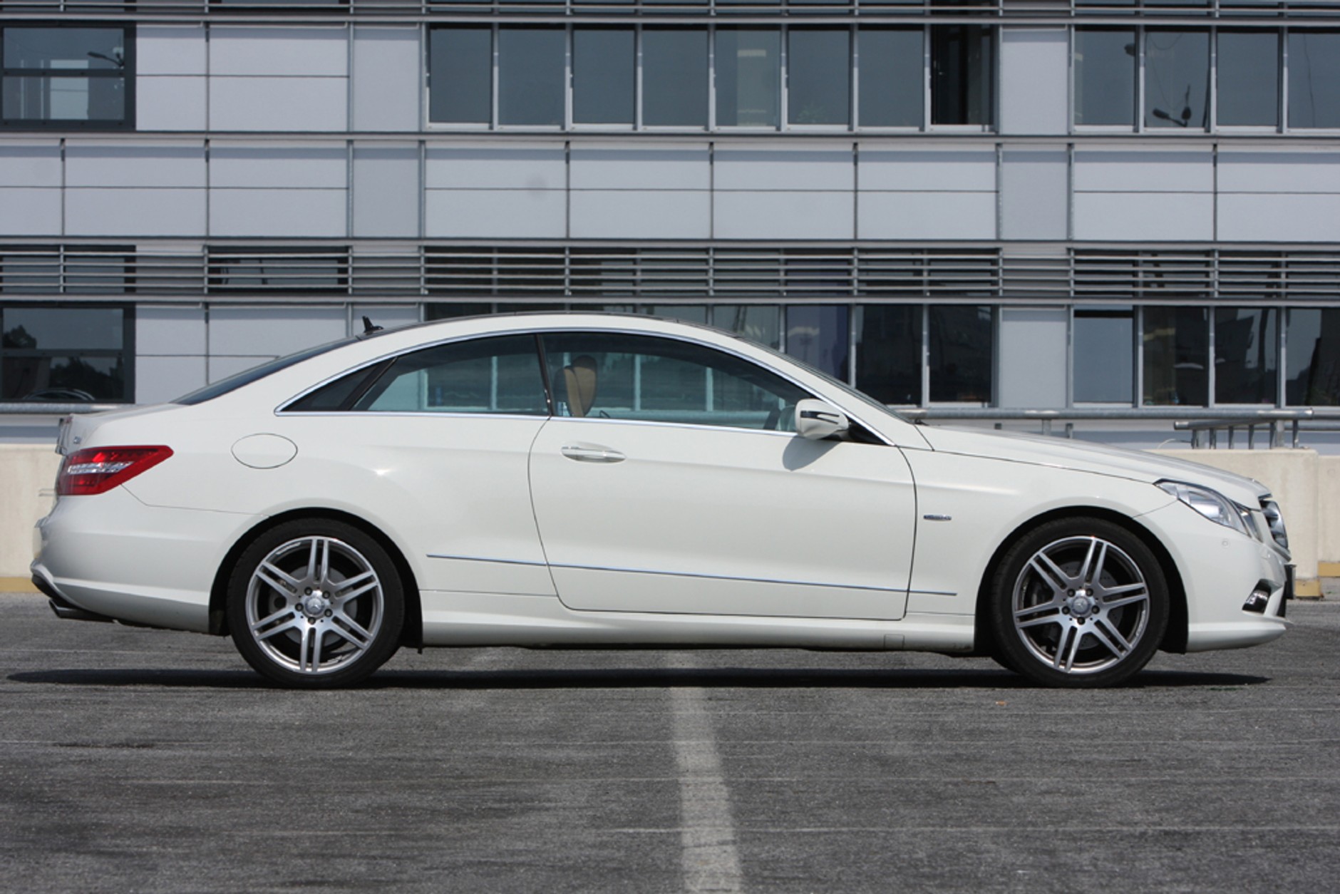 Mercedes E Coupe 350 CDI: Dwudrzwiowe pożądanie