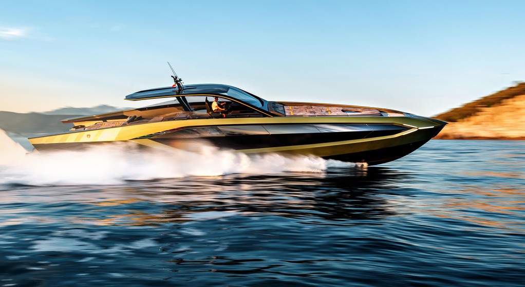 Jacht motorowy Tecnomar for Lamborghini 63, czyli Lamborghini Sian FKP 37 na morzu