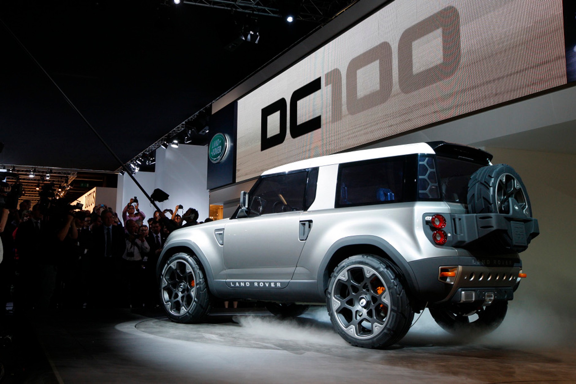 Land Rover DC100: stwórzmy Defendera XXI wieku