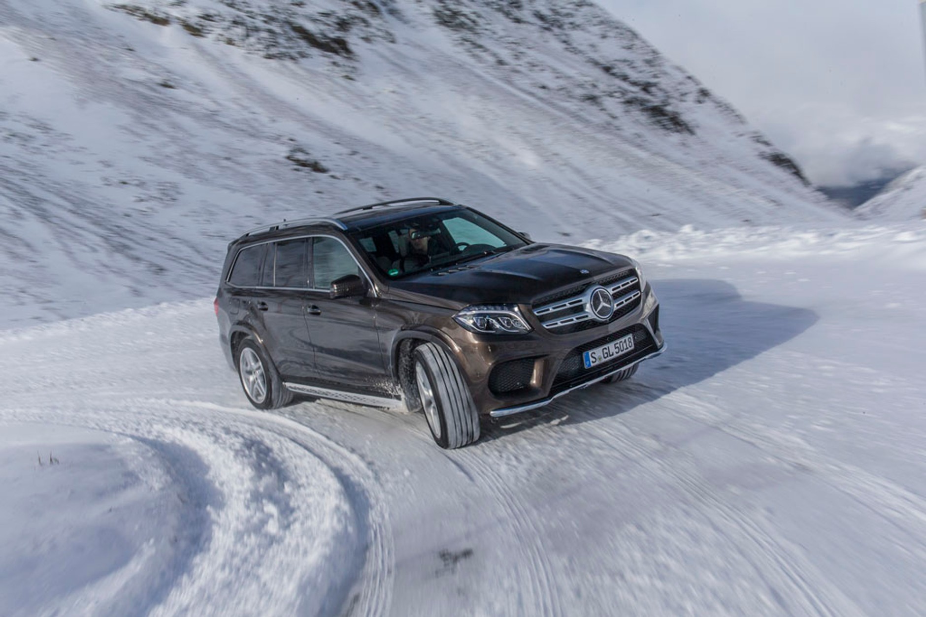 Mercedes GLS - męski SUV klasy S