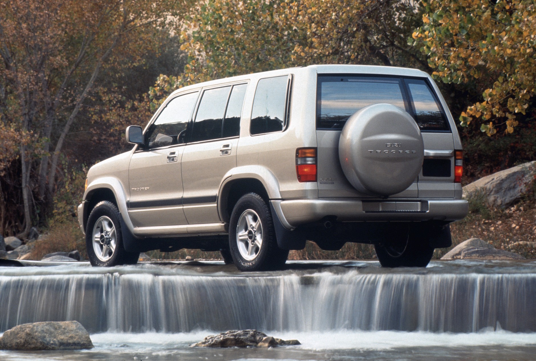 Isuzu Trooper 1999