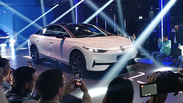 Od Passata w dieslu do elektrycznego ID.7. Nowa limuzyna długodystansowa Volkswagena