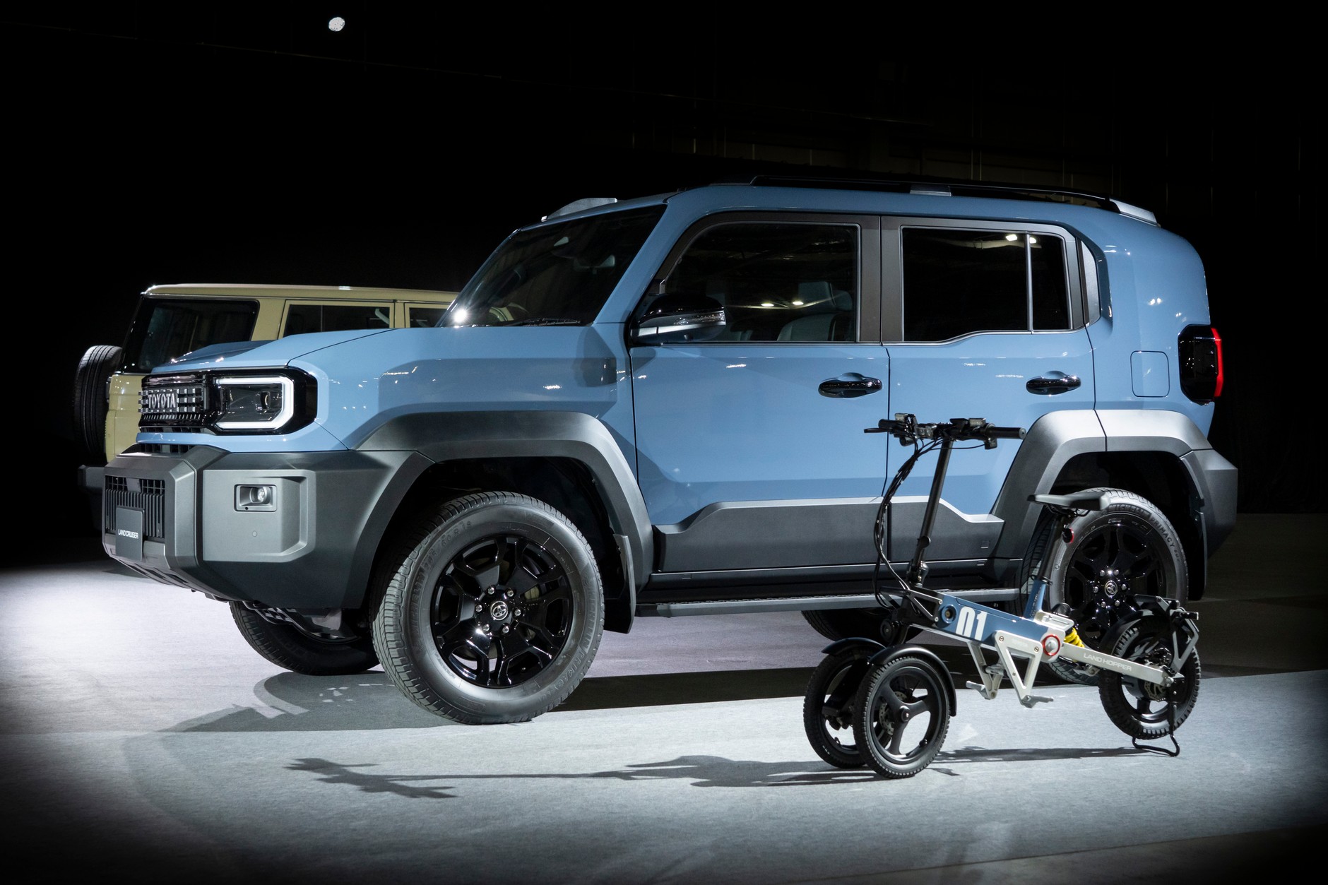 Toyota Land Cruiser FJ