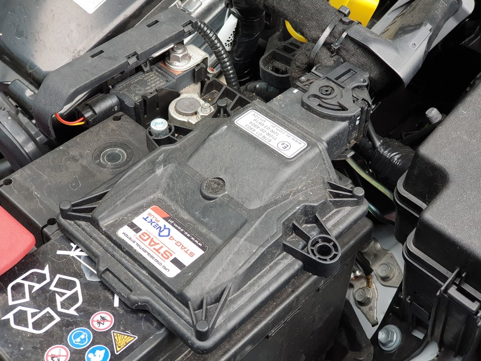 Toyota Corolla Hybrid z instalacją gazową STAG - marzenie taksówkarza?