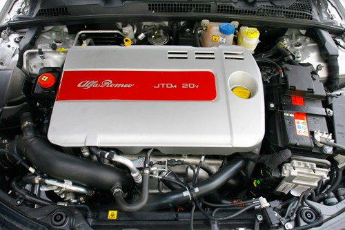 Alfa Romeo 159 - Pokochaj albo zapomnij o niej