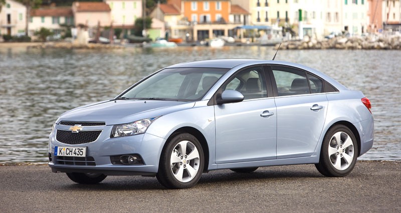 GM: Opel Insignia ST i Chevrolet Cruze -  ceny w Polsce (fotogaleria)