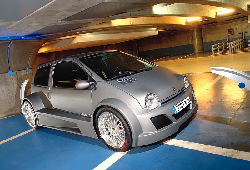Lazareth Twingo V8 Trophy: mały dziwoląg