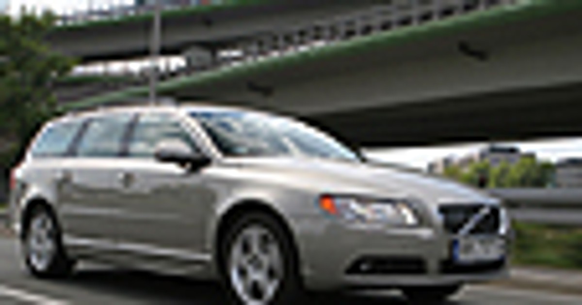 Volvo V70 2.4 D5 Summum - Szwedzki w każdym calu