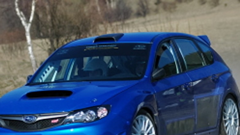 Rajdy: Leszek Kuzaj testował nową Imprezę N14 (fotogaleria)