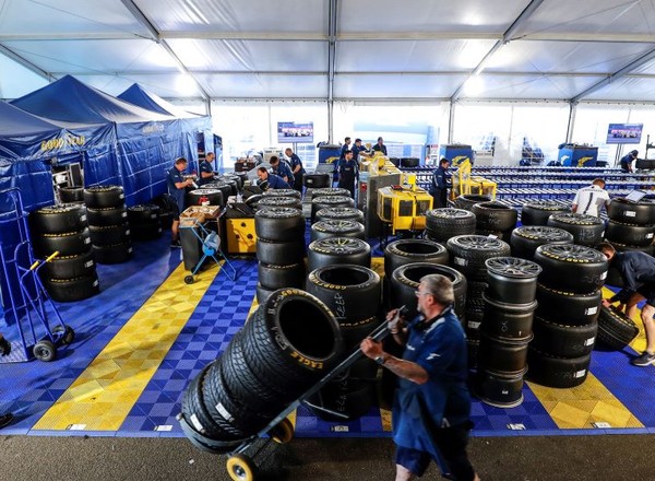 Ponad 2500 opon, zespół 65 inżynierów i tysiące godzin przygotowań – logistyka Goodyear przed wyścigiem Le Mans