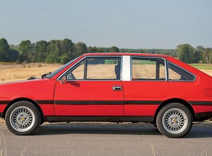 45 lat Poloneza. Silnik Ferrari, hybryda, SUV i sześć innych pikantnych historii