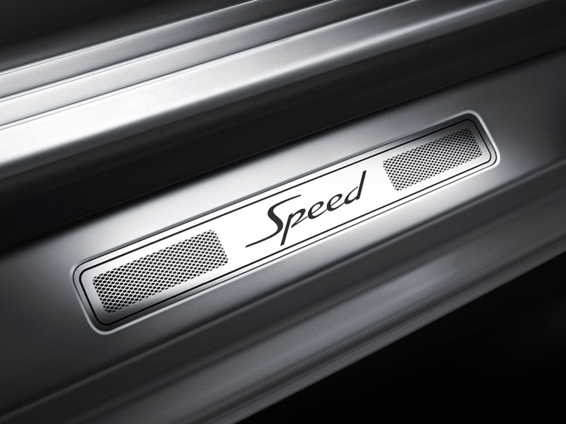 Bentley Continental Flying Spur: nowości na rok 2009 i mocna wersja Speed