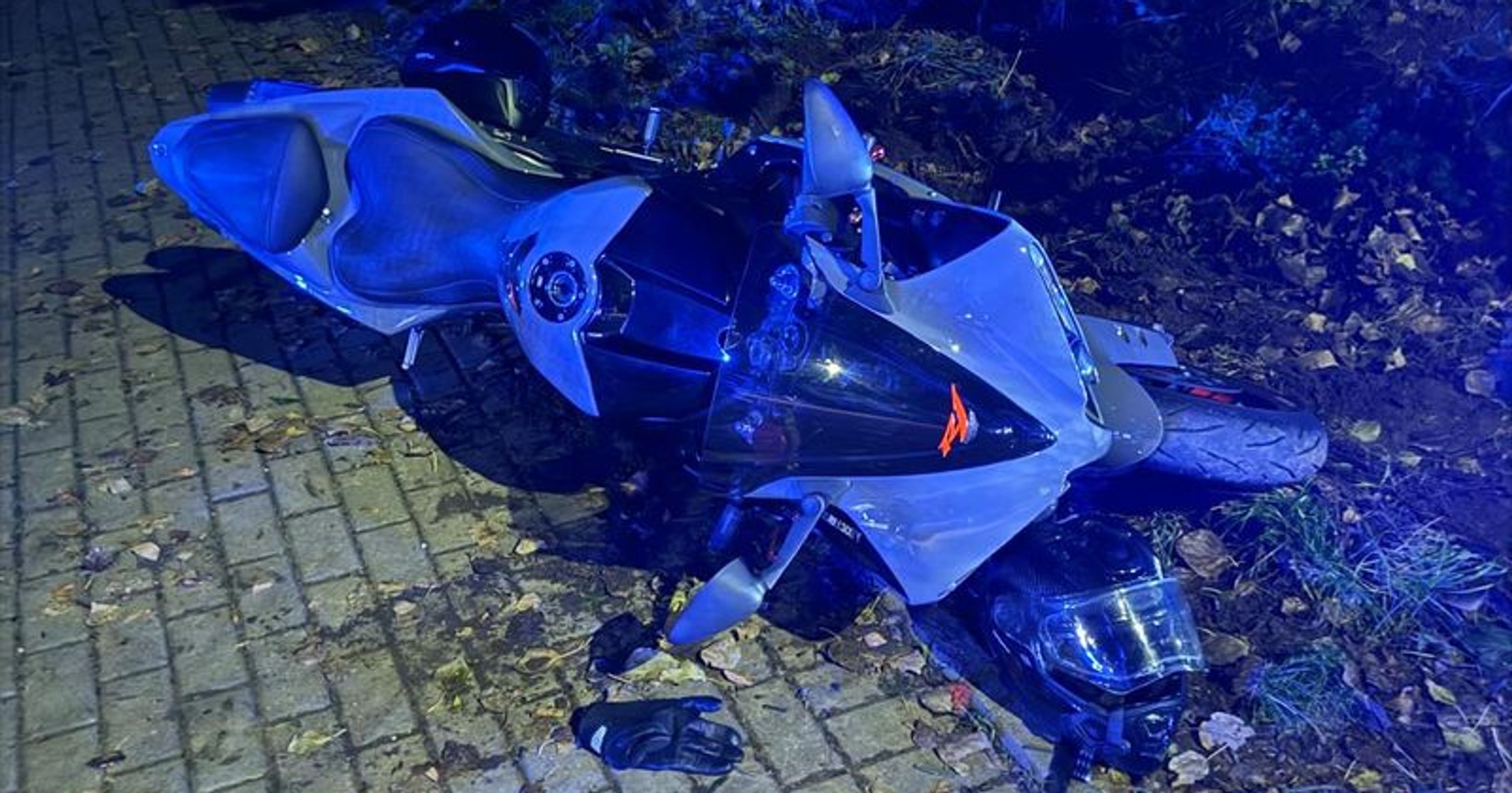 Uciekał motocyklem, policjanci musieli obezwładnić 28-latka
