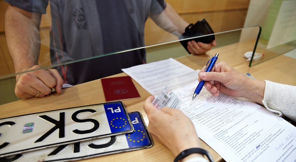 Rejestracja pojazdu: dziś w dogodnym czasie, wkrótce: w terminie 30 dni