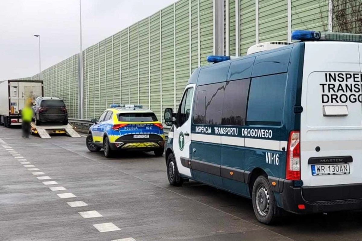 Inspektorzy złapali się za głowy. Na 20 godz. zrobił... 24 min przerwy. Dostał plik mandatów