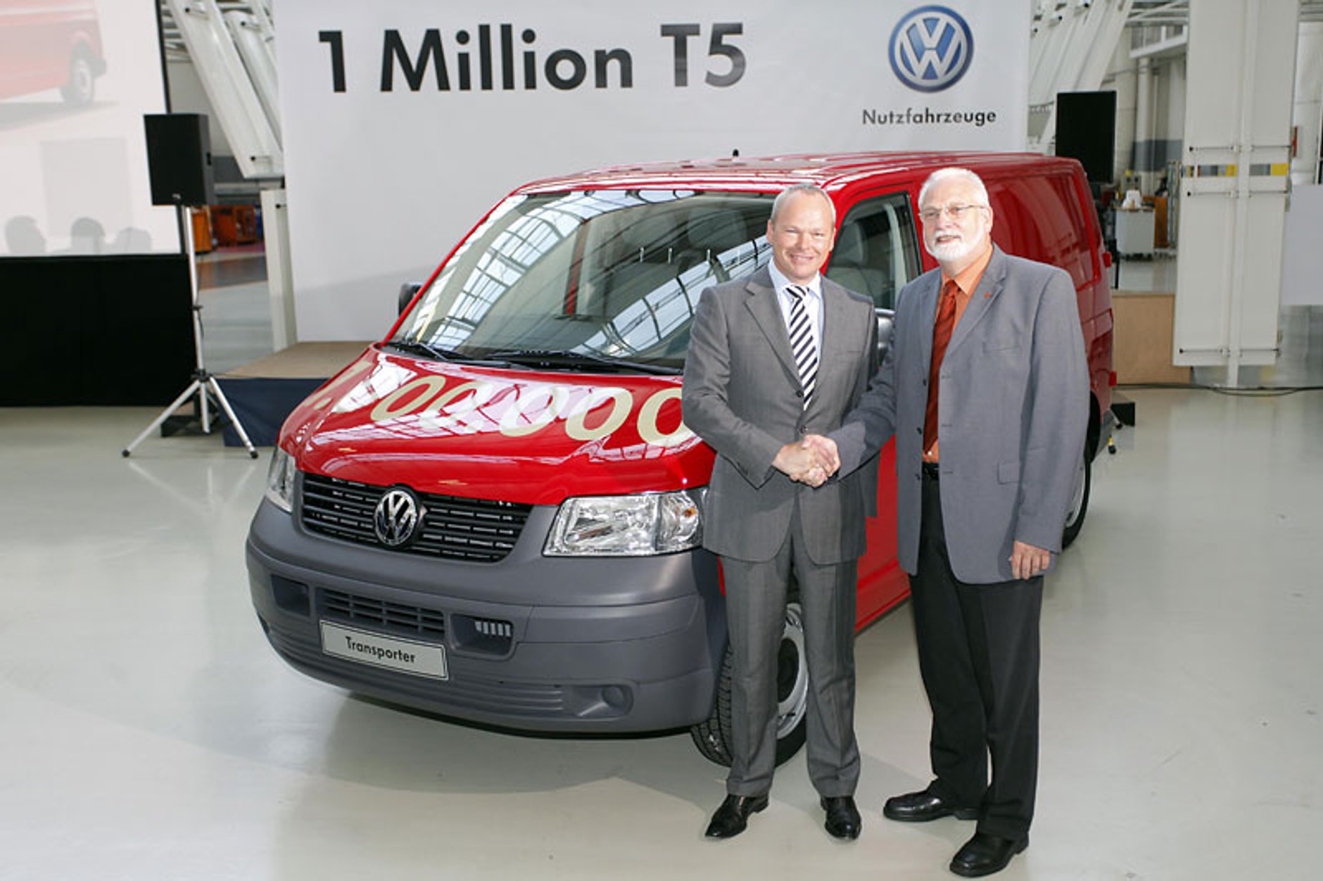 Volkswagen Transporter: 1 milion generacji T5