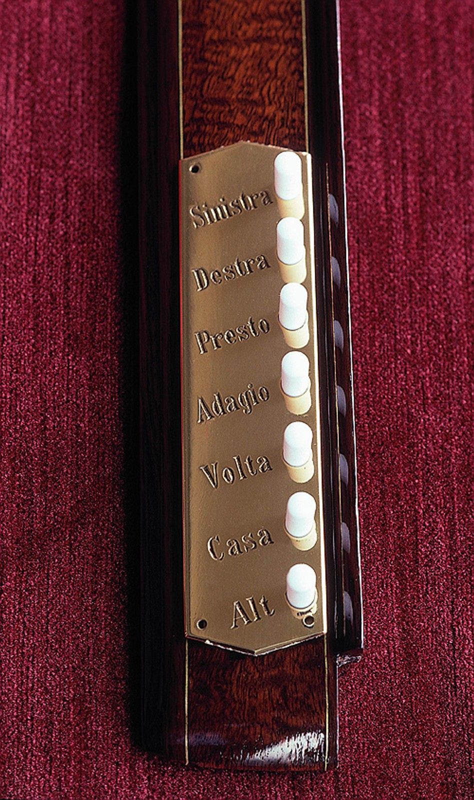 76 lat wytwarzania papamobili przez Mercedesa