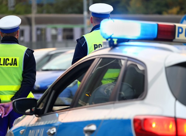 Ile czasu po wypiciu można prowadzić auto? Zwykle dużo później, niż kierowca myśli