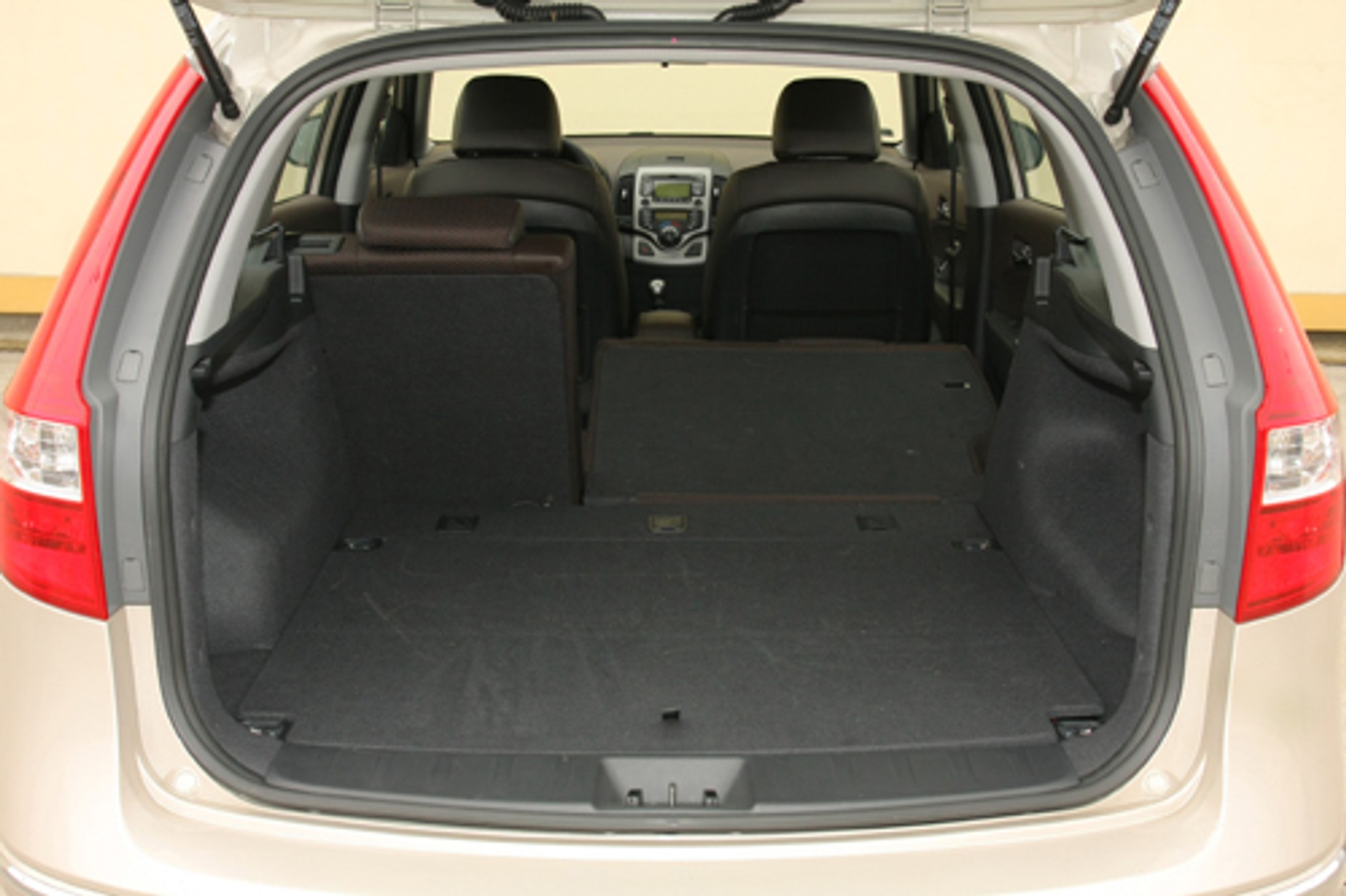 Hyundai i30 1.6 CRDi Style - Wyjątkowo udany koreańczyk