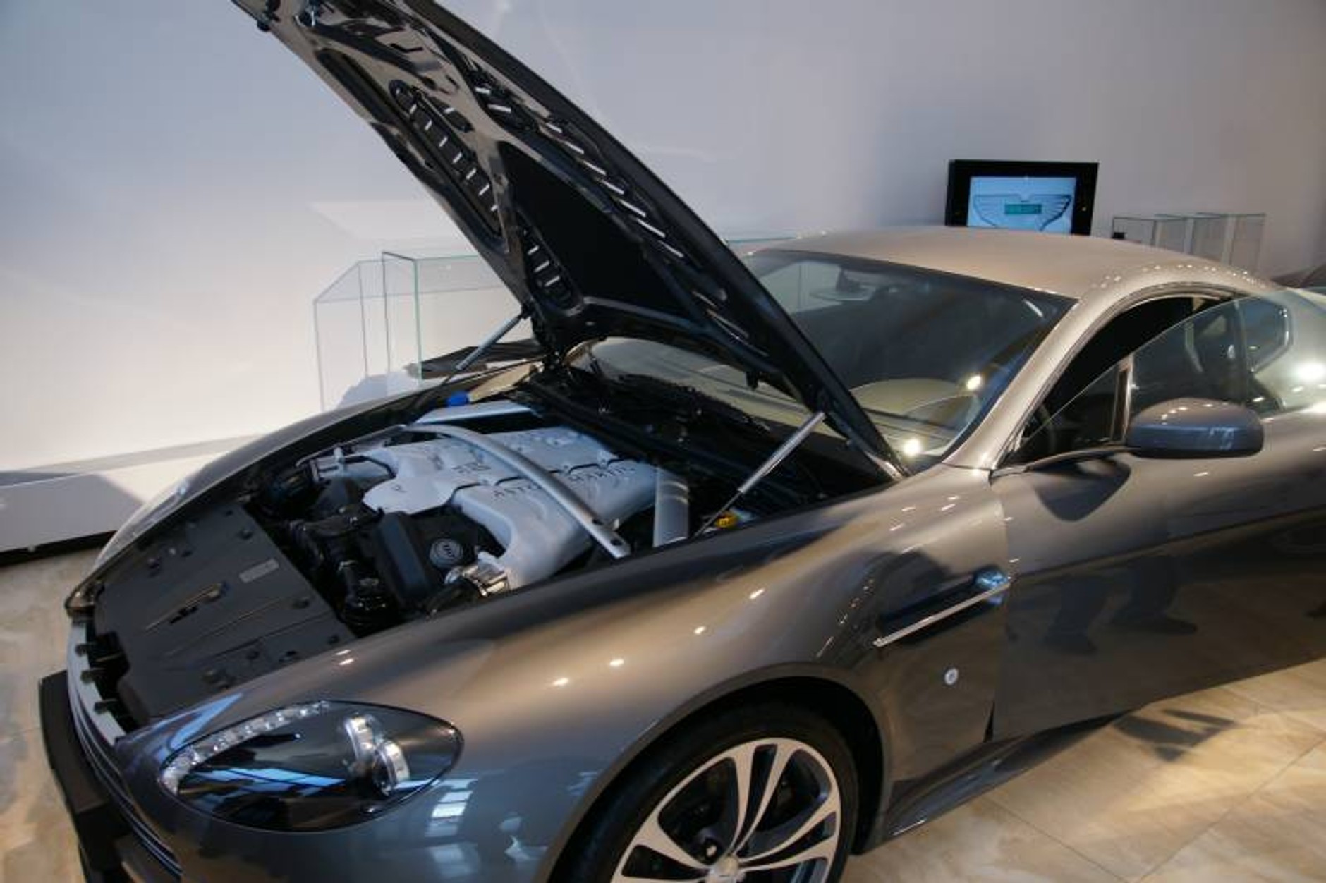 Aston Martin w Warszawie