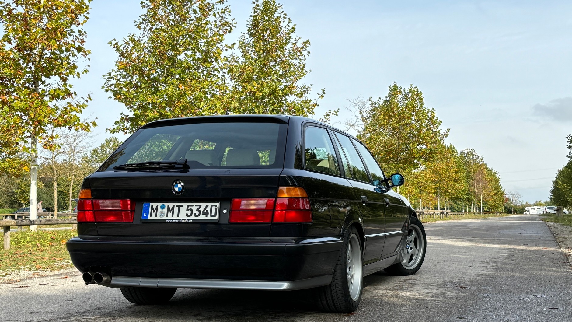 BMW M5 Touring E34