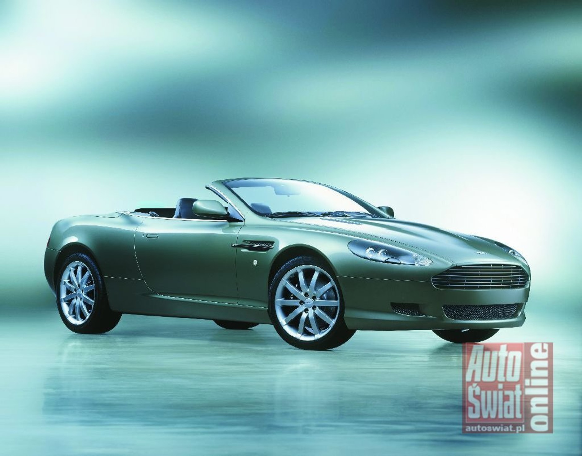 Aston Martin DB9