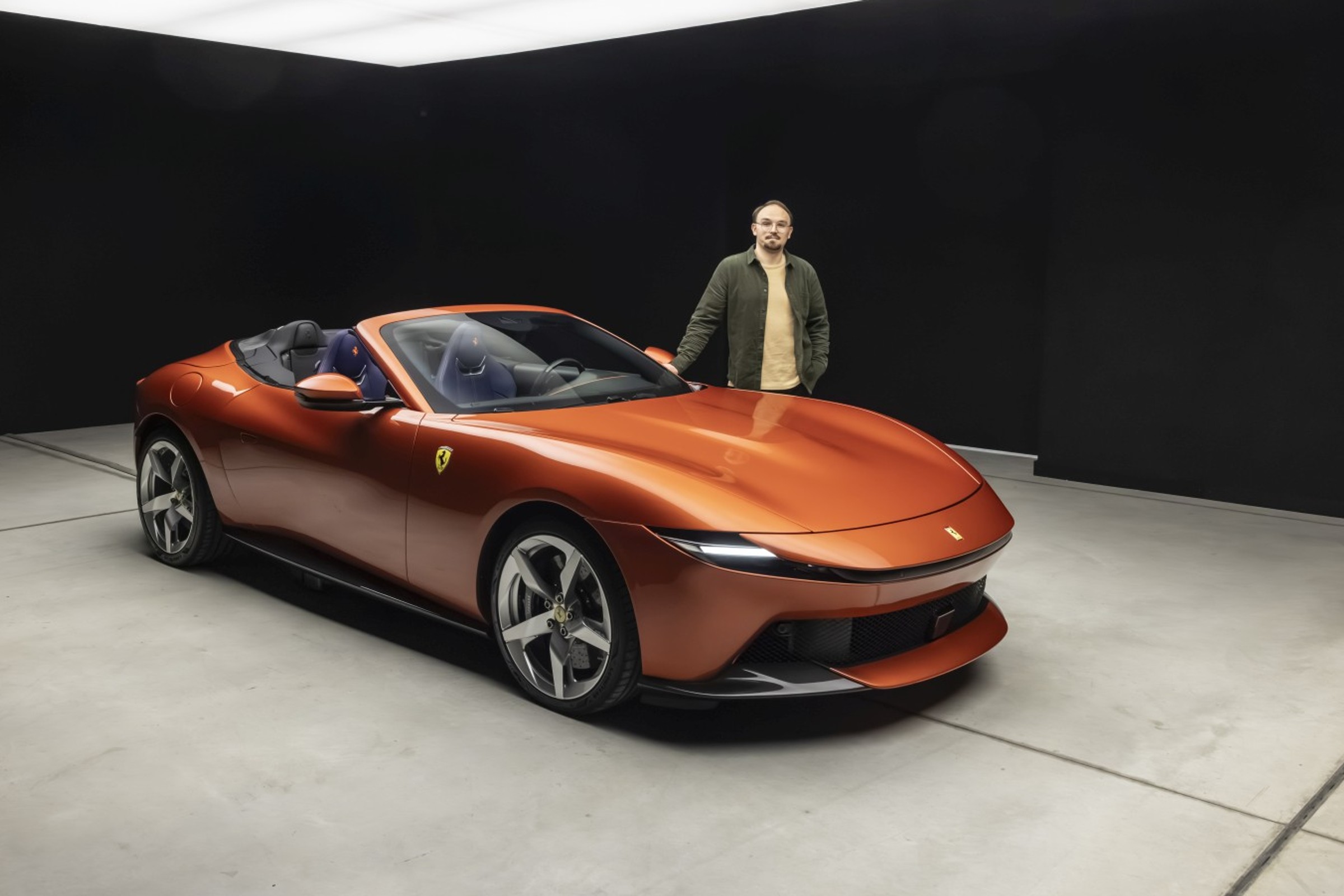 "Bazowe Ferrari" zrzuciło dach. Nowe Amalfi Spider przybliży ci niebo w 13,5 s