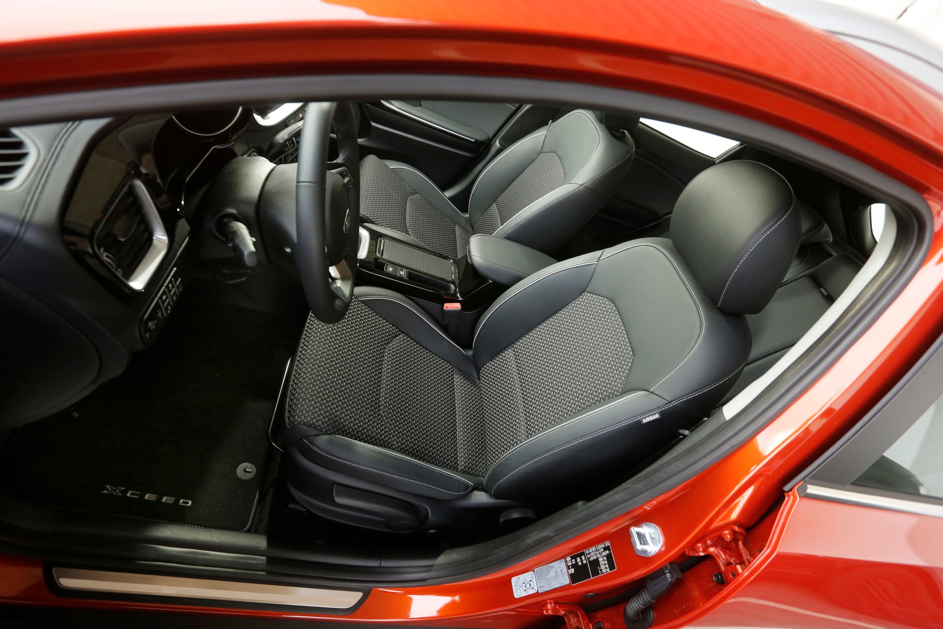 Porównanie: Kia XCeed, Mazda CX-30, Peugeot 3008 i Renault Kadjar