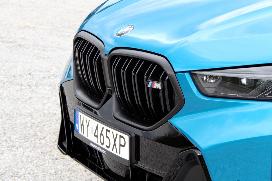 BMW X6 M60i
