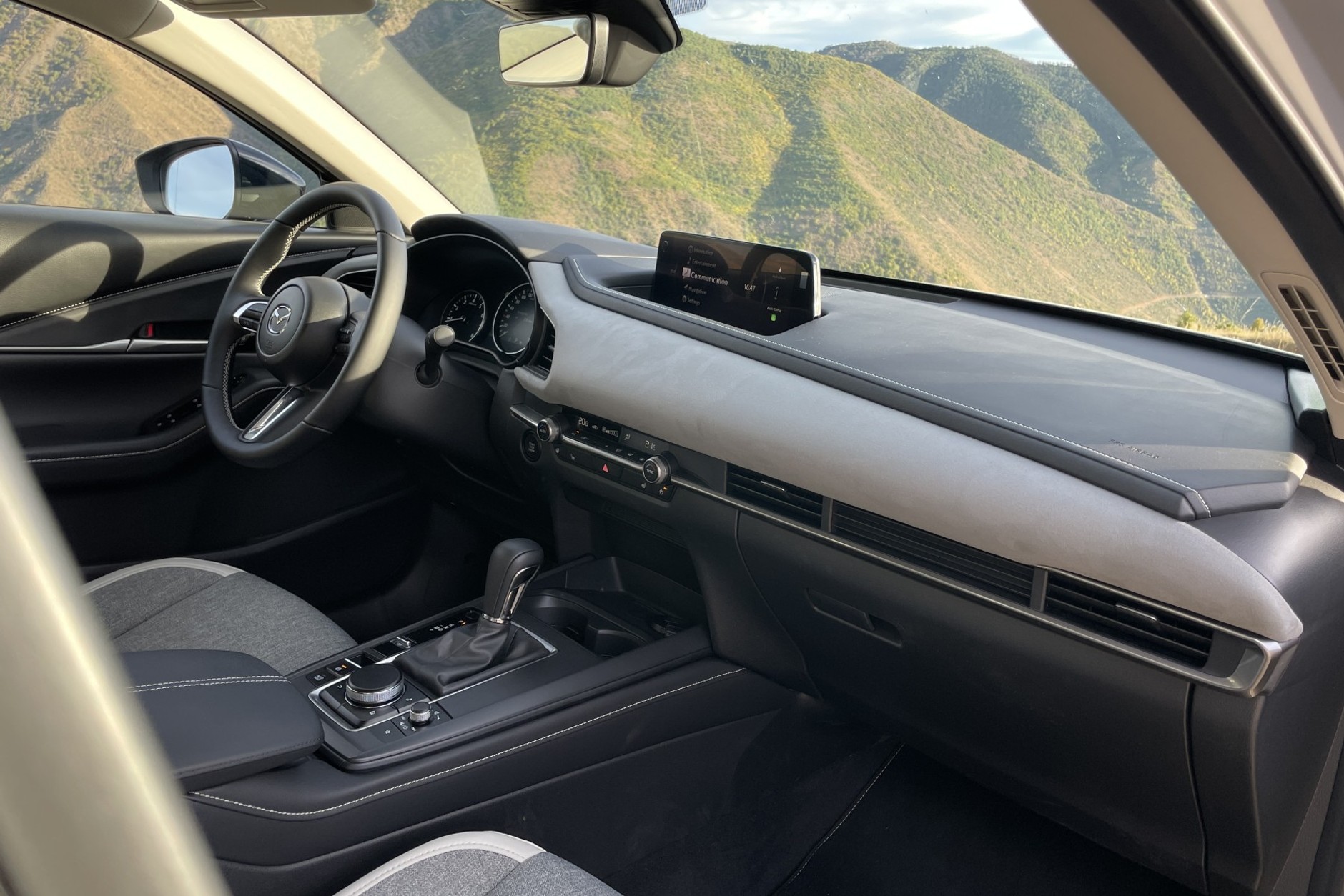 Mazda CX-30 w Albanii