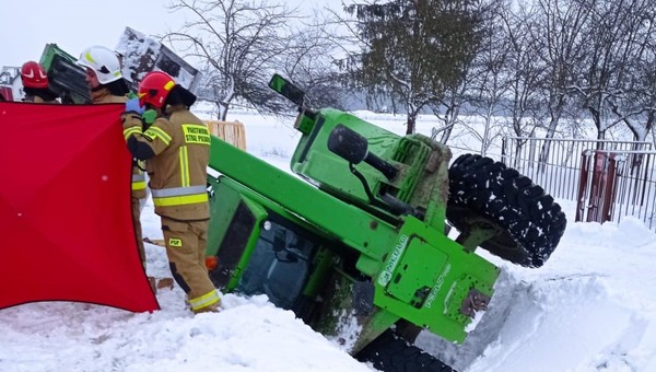 Wyszedł z domu odśnieżyć auto, ale już nie wrócił. Przygniotła go maszyna