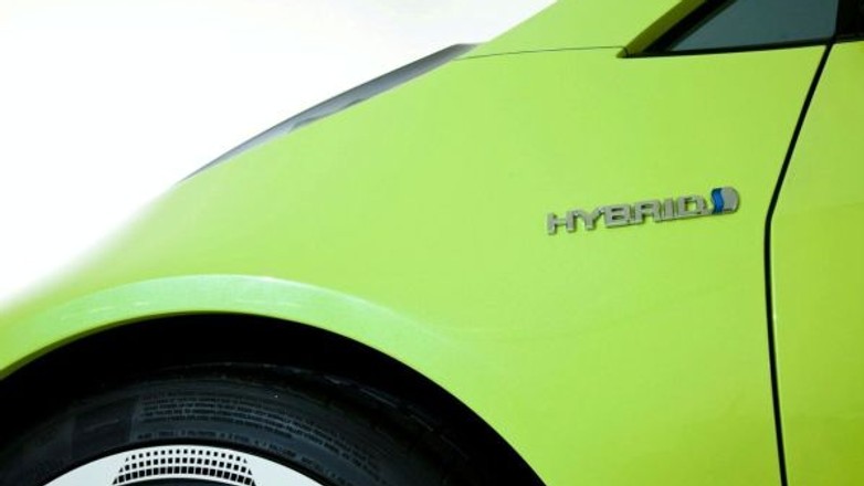 Toyota - nowy model hybrydowy