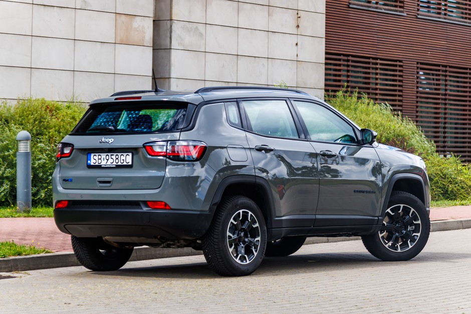 Jeep Compass 4XE