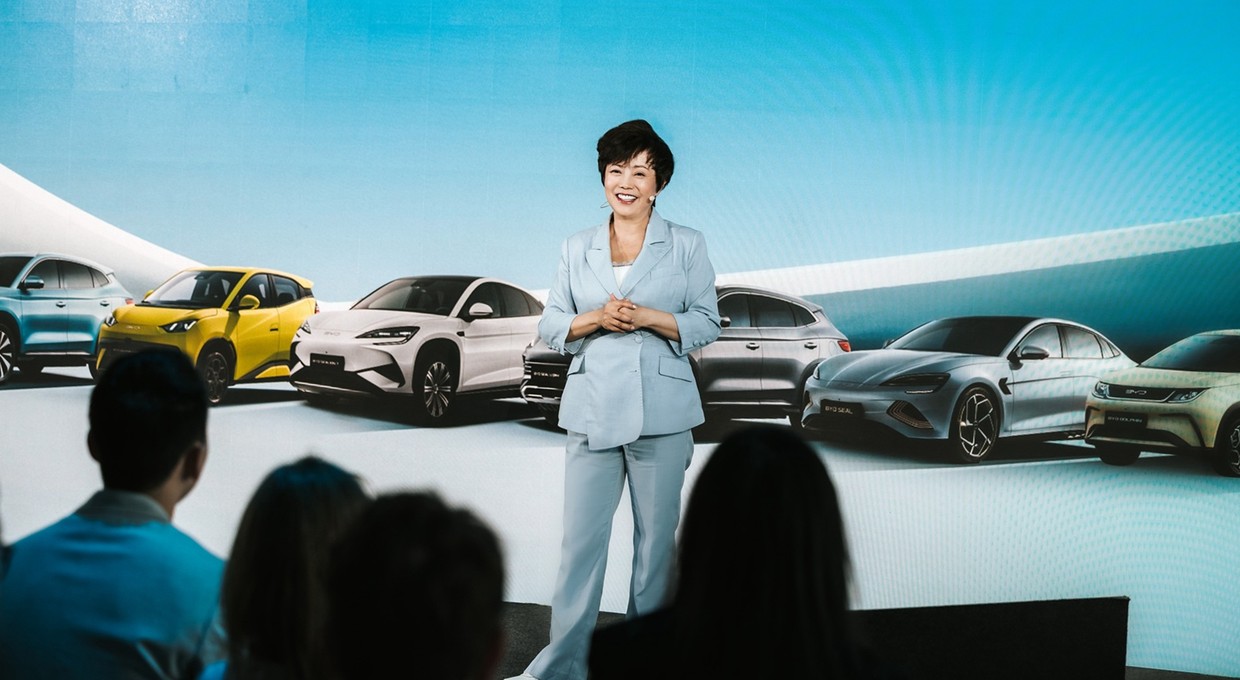 BYD gotowe na podbój Europy: fabryka, program aut używanych i ultraszybkie ładowarki