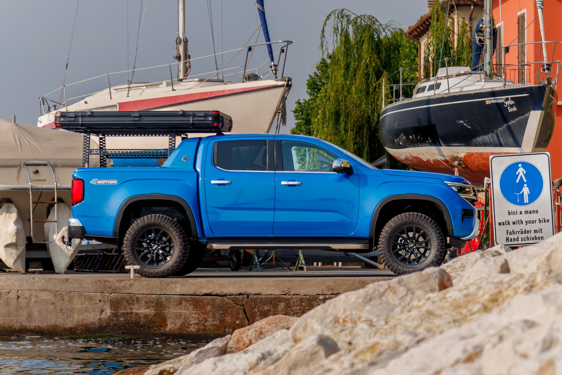 Volkswagen Amarok i Grand California na włoskich wakacjach